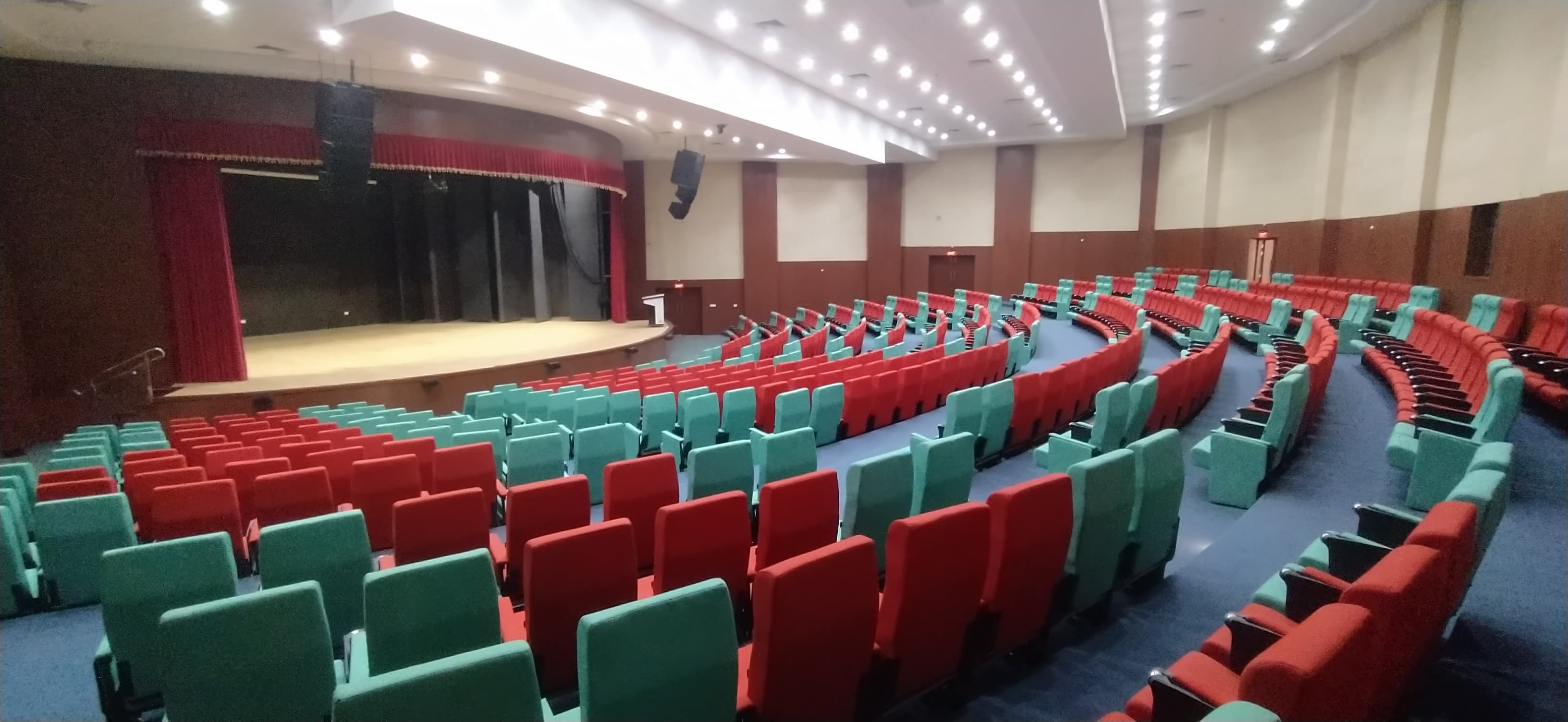 AUDITORIUM