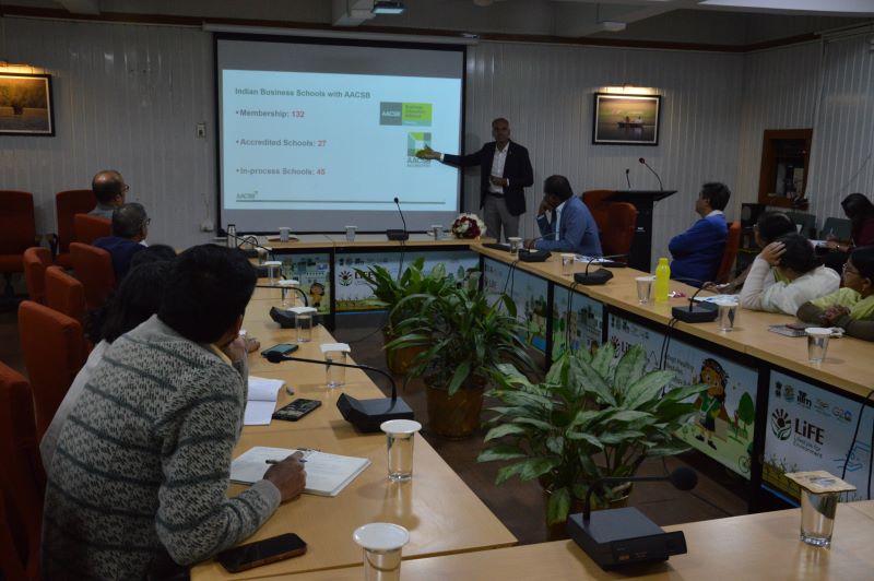 Audience listening to Mr. Prathap Das 