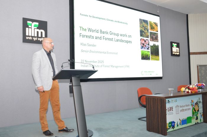 Lecture by Dr. Klas Sander