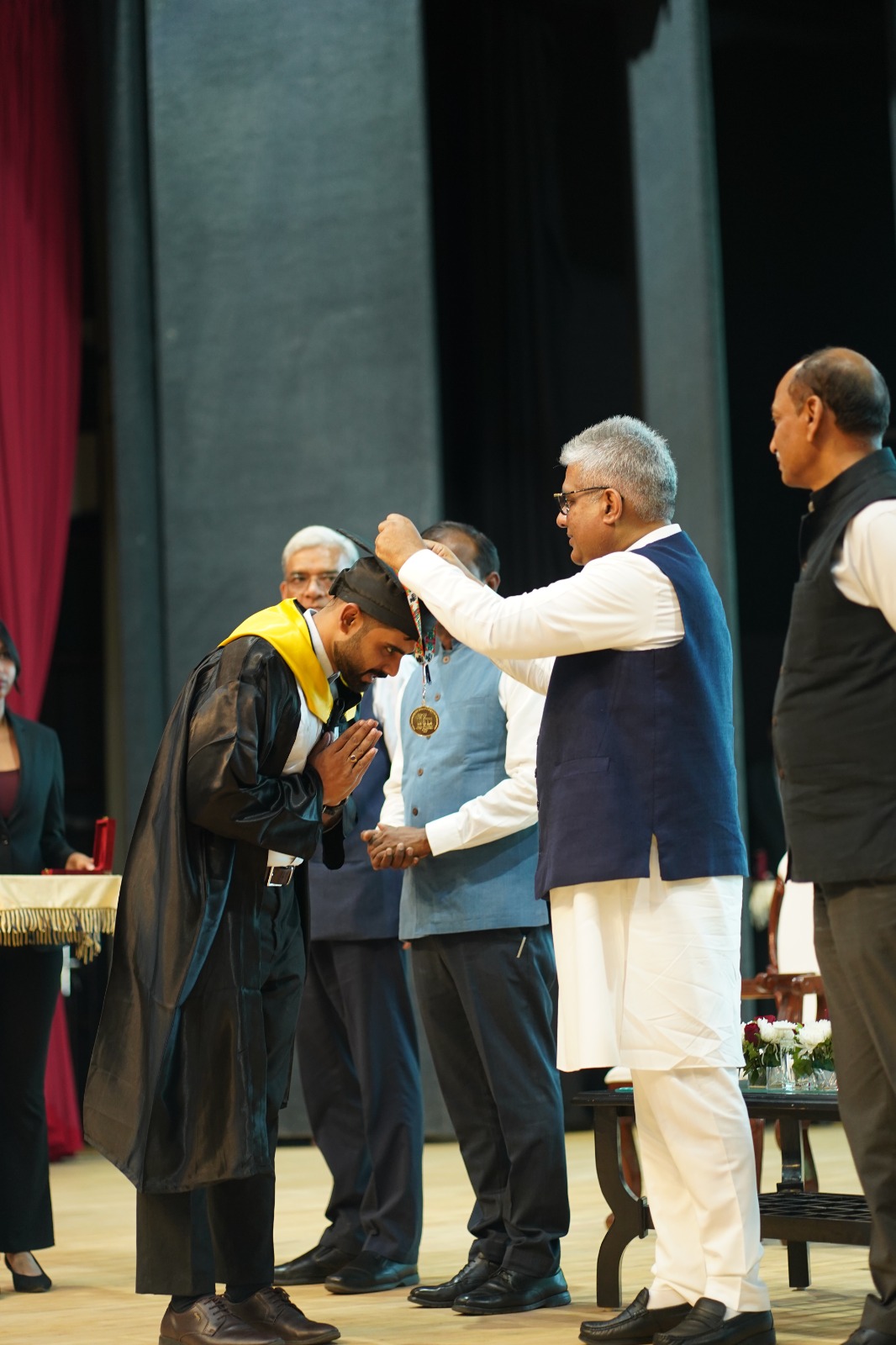 Medal to Meritorious Student